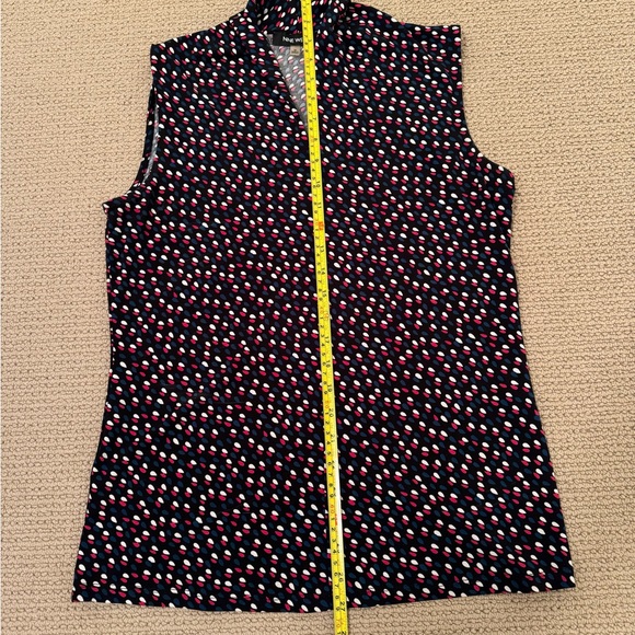 NINE WEST SLEEVELESS TOP IN A VIBRANT FUN PRINT, SIZE MEDIUM - Picture 7 of 7
